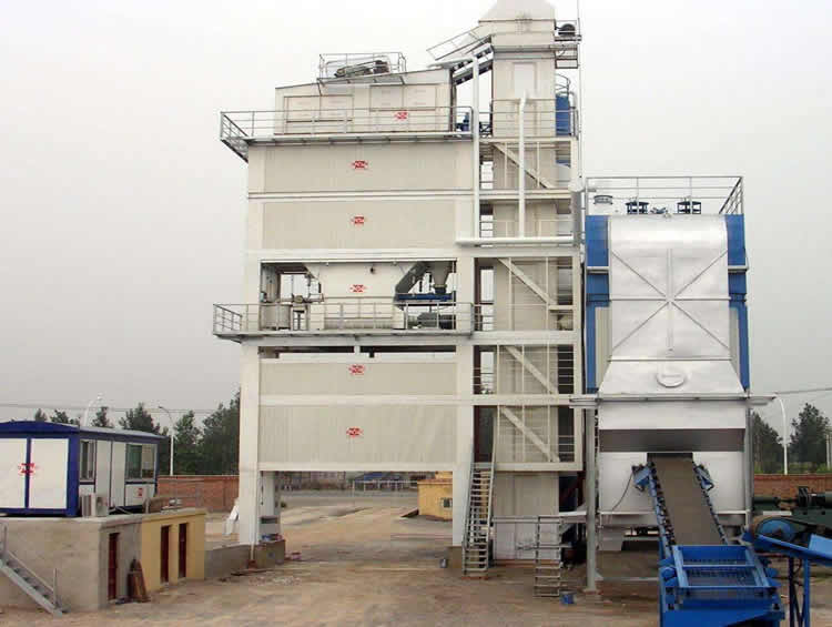 �r������վ